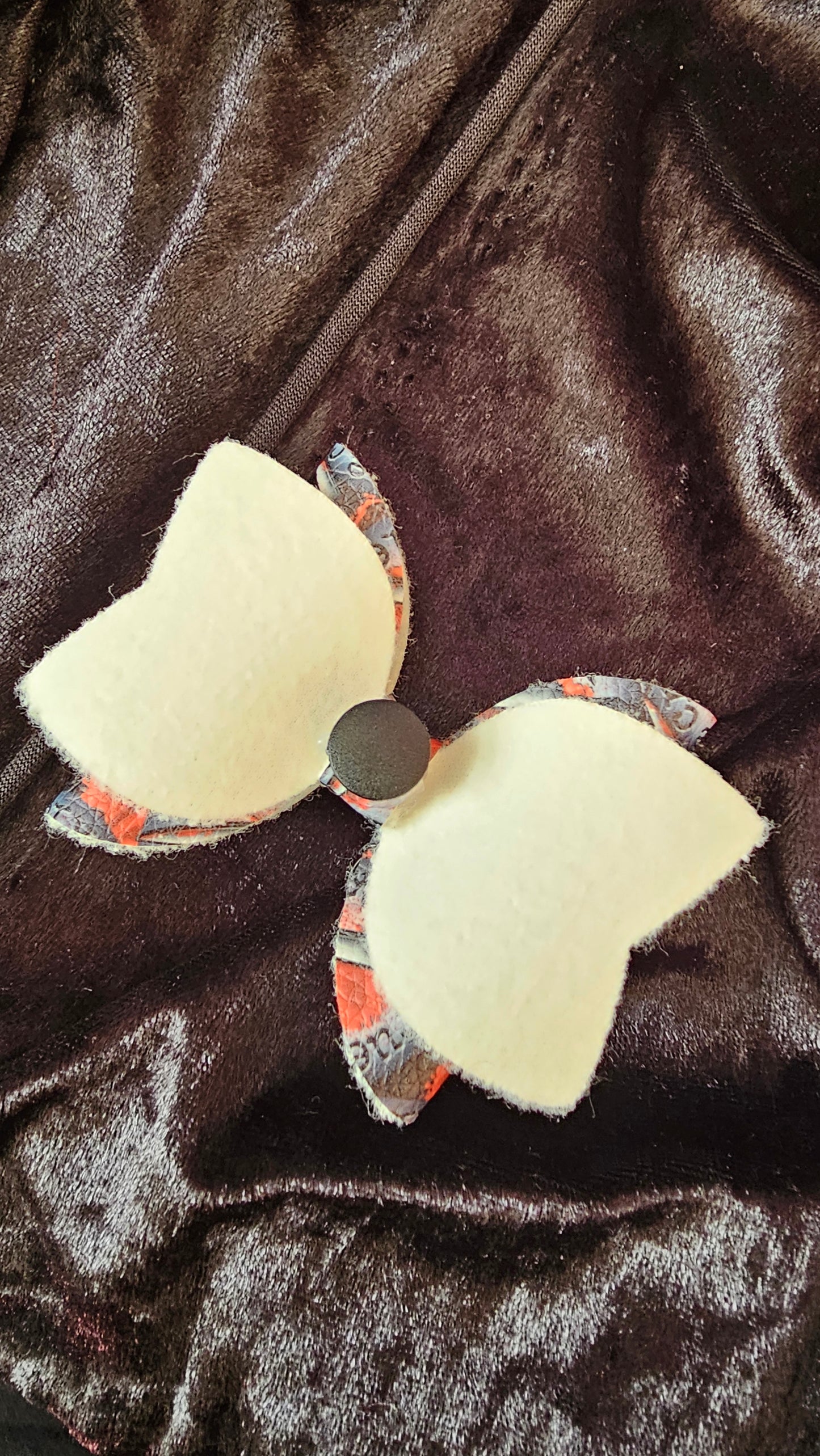 Holey shoe crime accessories