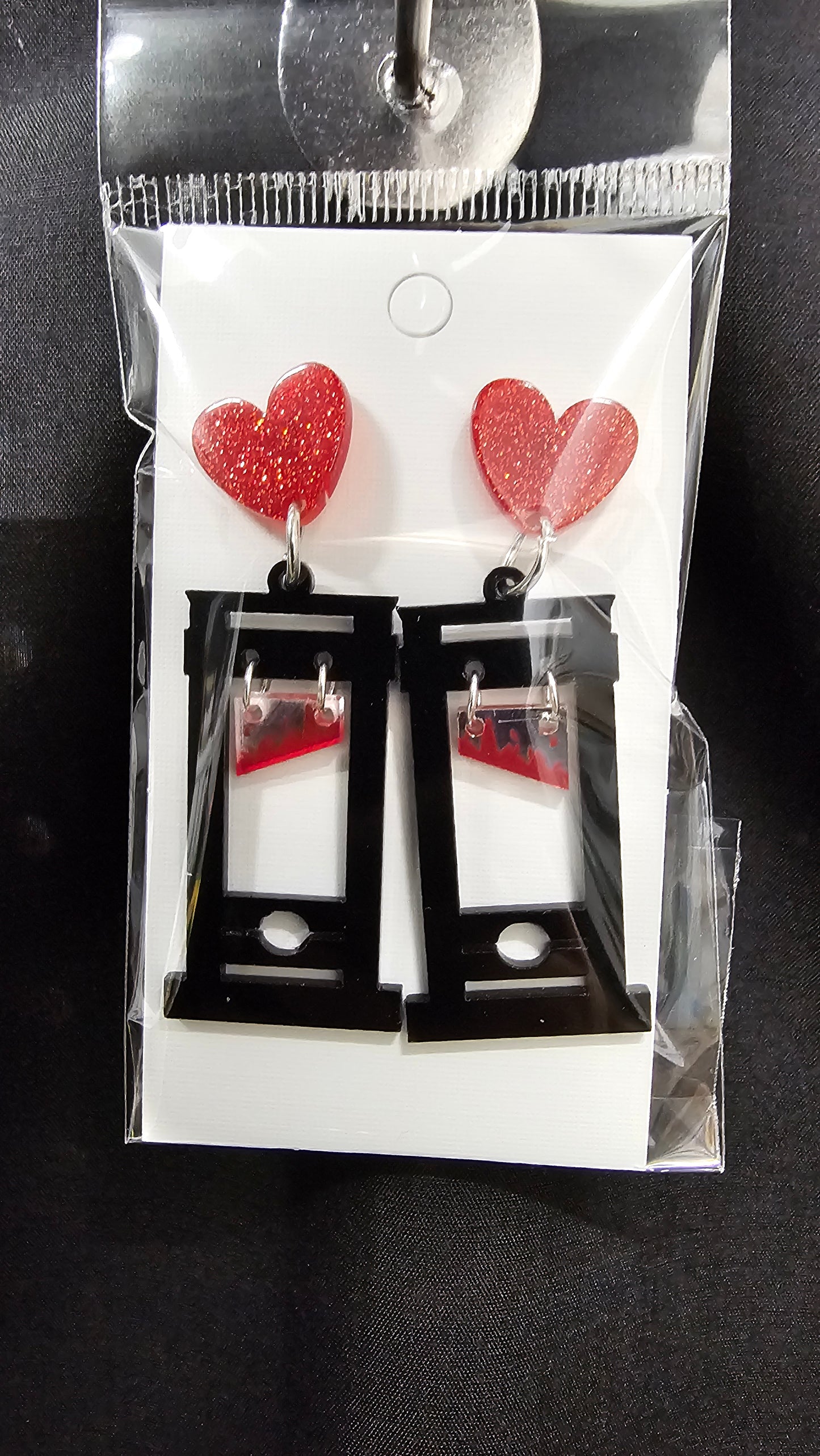 True Crime - Fashion earrings