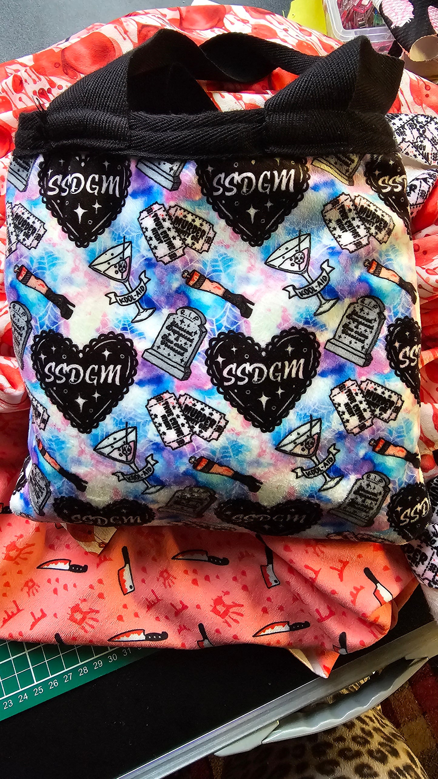 Tote Bags - True crime